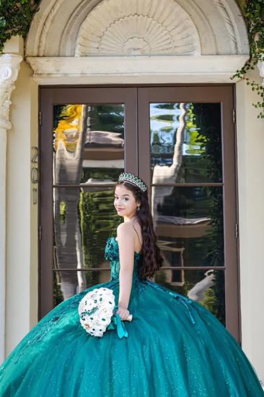 Sweetheart Princess Quinceanera Dress in Sparkly Peacock Tulle with Appliques