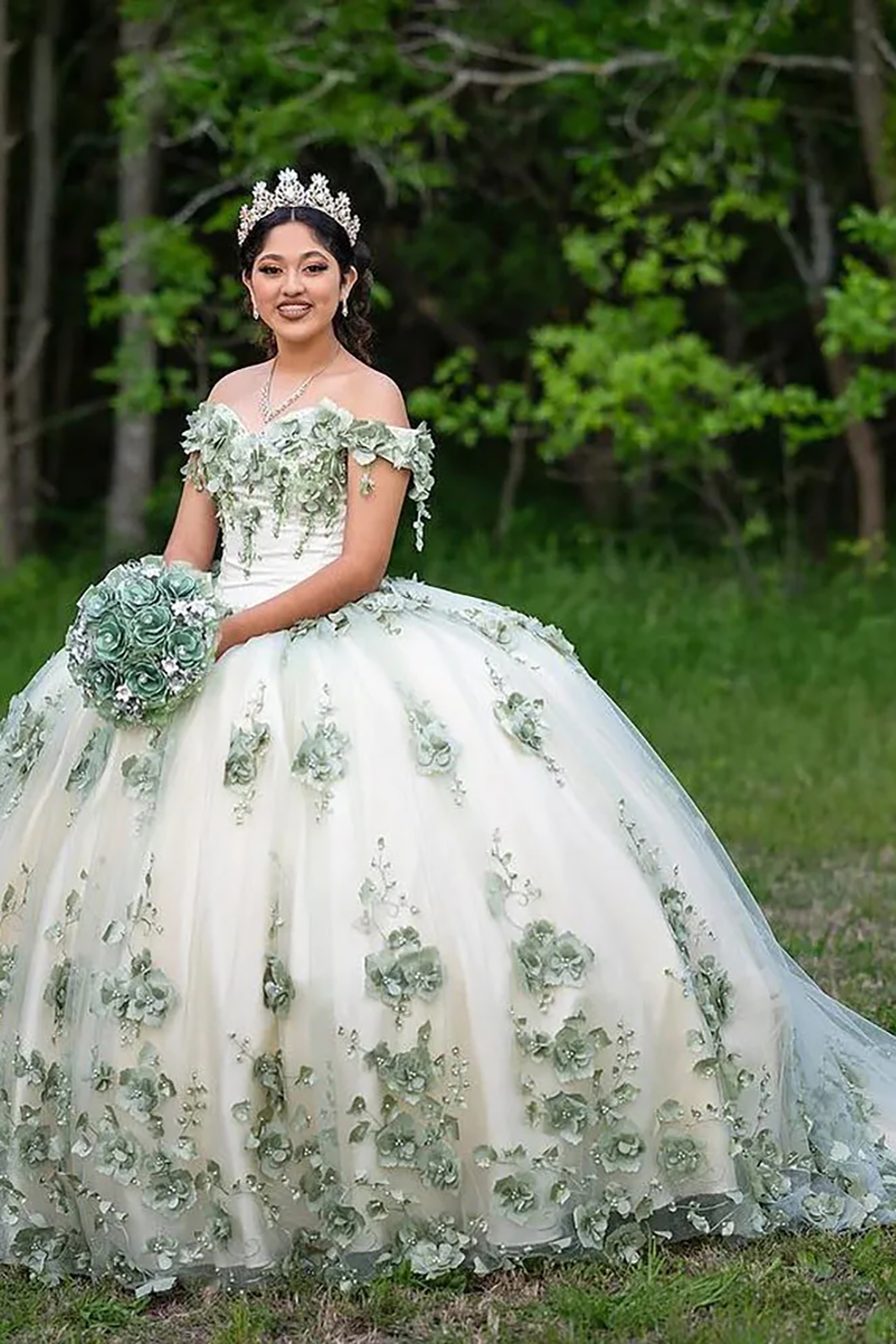 Off the Shoulder Black Champagne Princess Dress with Floral Applique and Tulle Train for Quinceanera