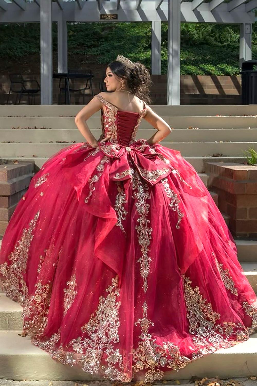 Off-the-Shoulder Red Tulle Quinceanera Dress with Sparkly Sequins Applique