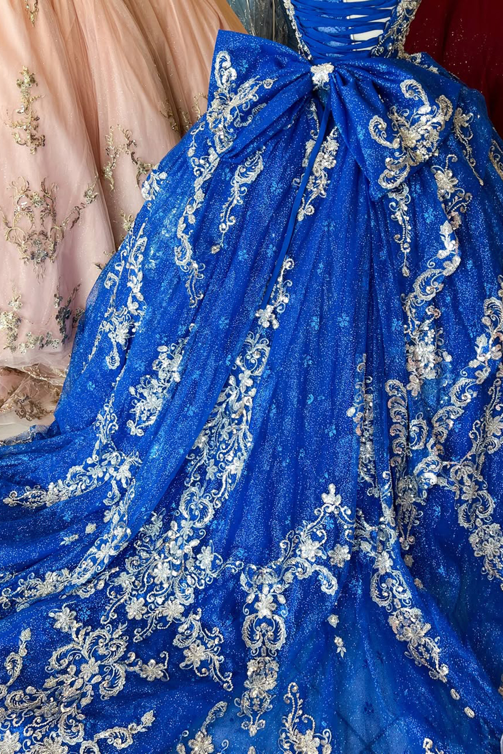 Royal Blue Sparkle Applique Ball Gown with Bow and Spaghetti Straps for Quinceanera