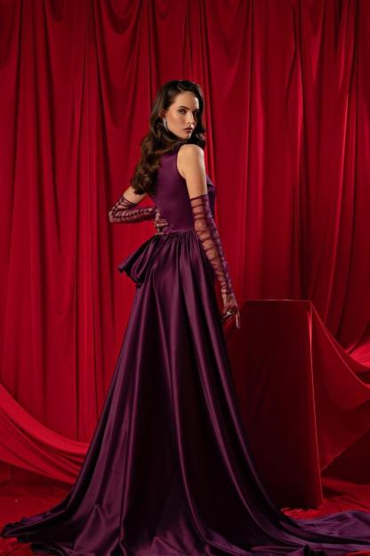 One Shoulder Sleeveless Pleated Long Formal Dress With Long Gloves