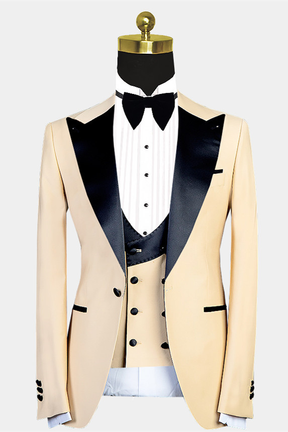Stylish Slim Fit Peaked Lapel Wedding Suit for Men