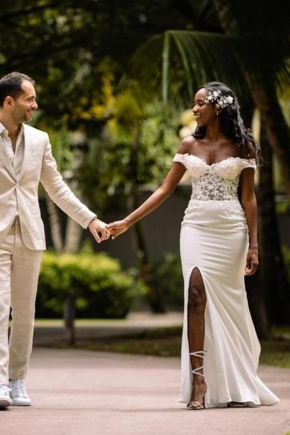 Modern Off-the-Shoulder Mermaid Sweetheart Long Wedding Dress with Slit