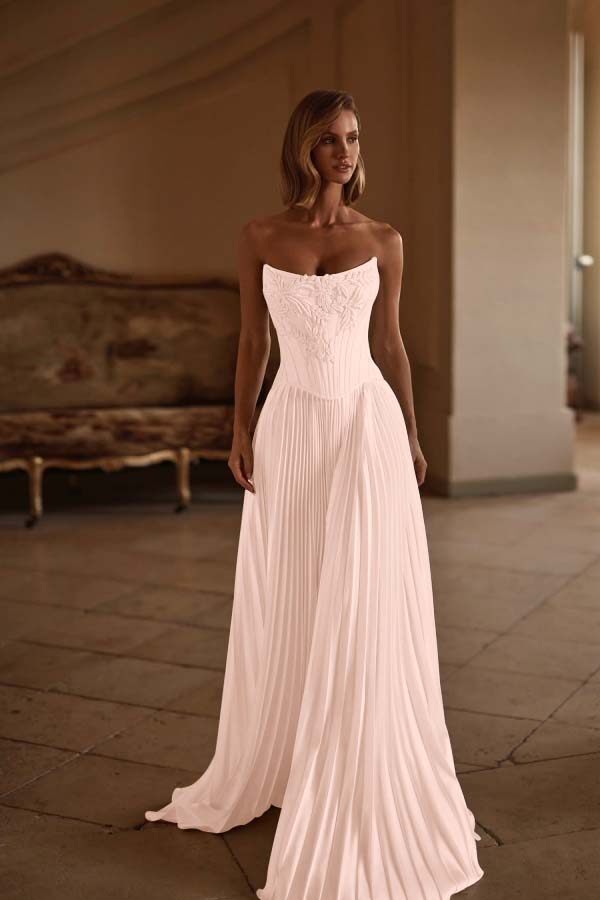 Strapless Sleeveless Long Formal Dress With Appliques Pleated