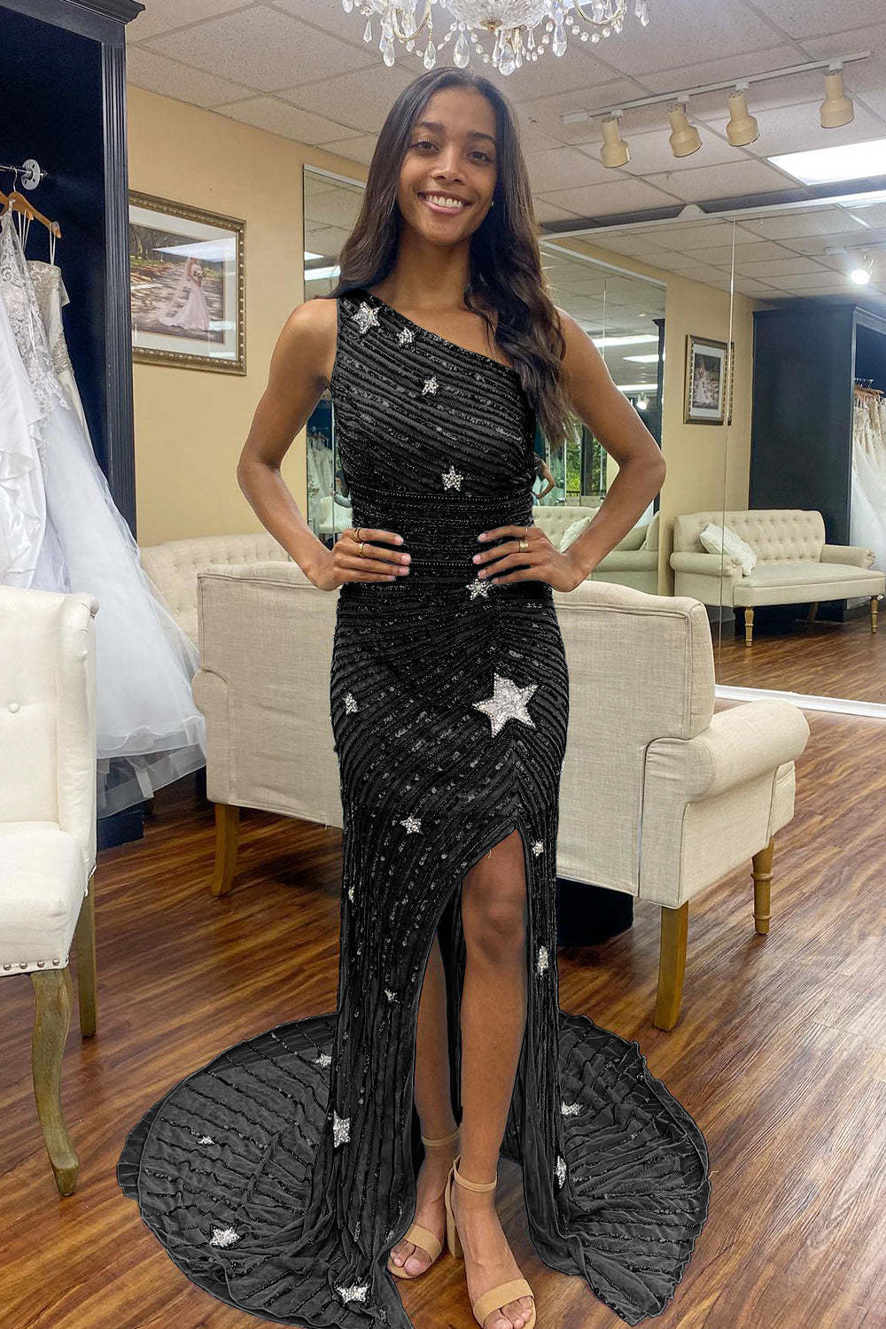 Black Sequined Long Prom Dress with Star Detail and Mermaid One-Shoulder Design