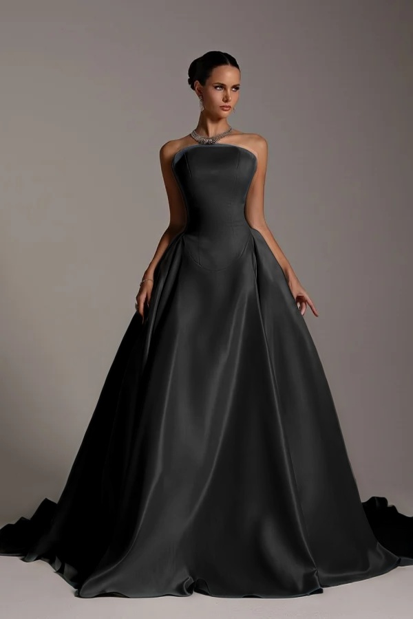 Chic Strapless Sleeveless A Line Long Formal Dress With Pleated