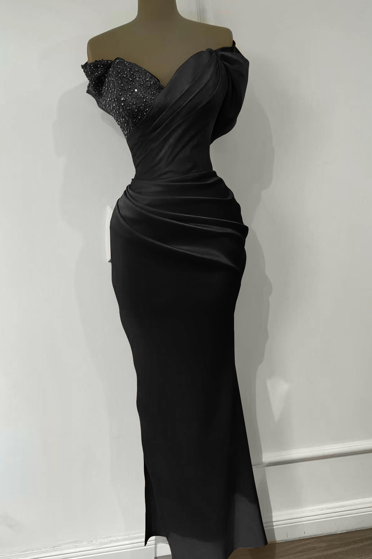 Mermaid Orange Sequins Evening Dress With Off-The-Shoulder Sweetheart