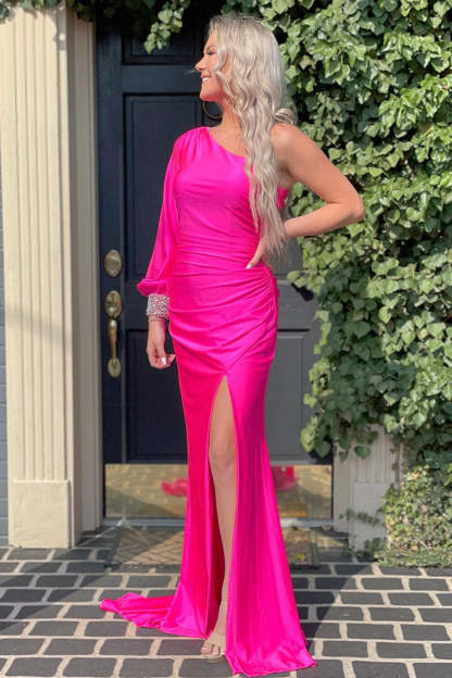 Black One-Shoulder Mermaid Gown Featuring a High Slit