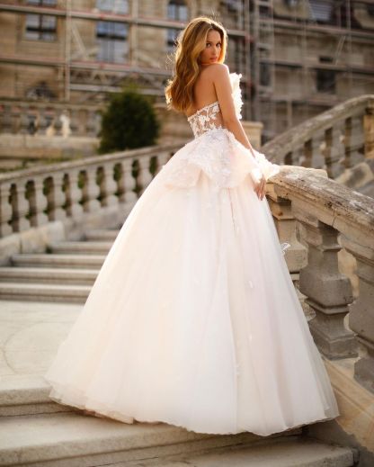 Fashion Sweetheart Floor-Length Princess Appliques Backless Wedding Dress with Lace Tulle