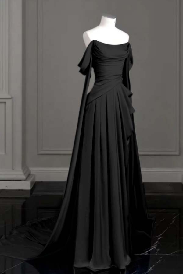 Off the Shoulder Strapless Sleeveless Long Formal Dress With Pleated