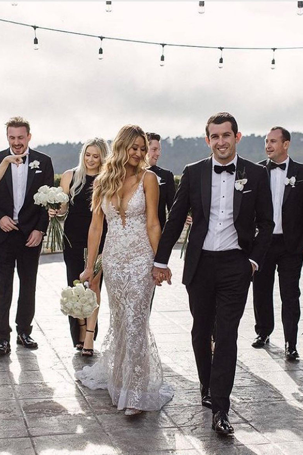 Modern Spaghetti Straps Jewel Mermaid Wedding Dress with Lace V-Neck