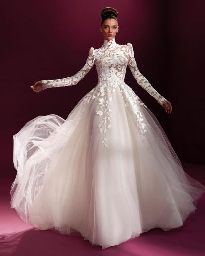Gorgeous Floor-Length Long A-Line High Neck Wedding Dress with Appliques
