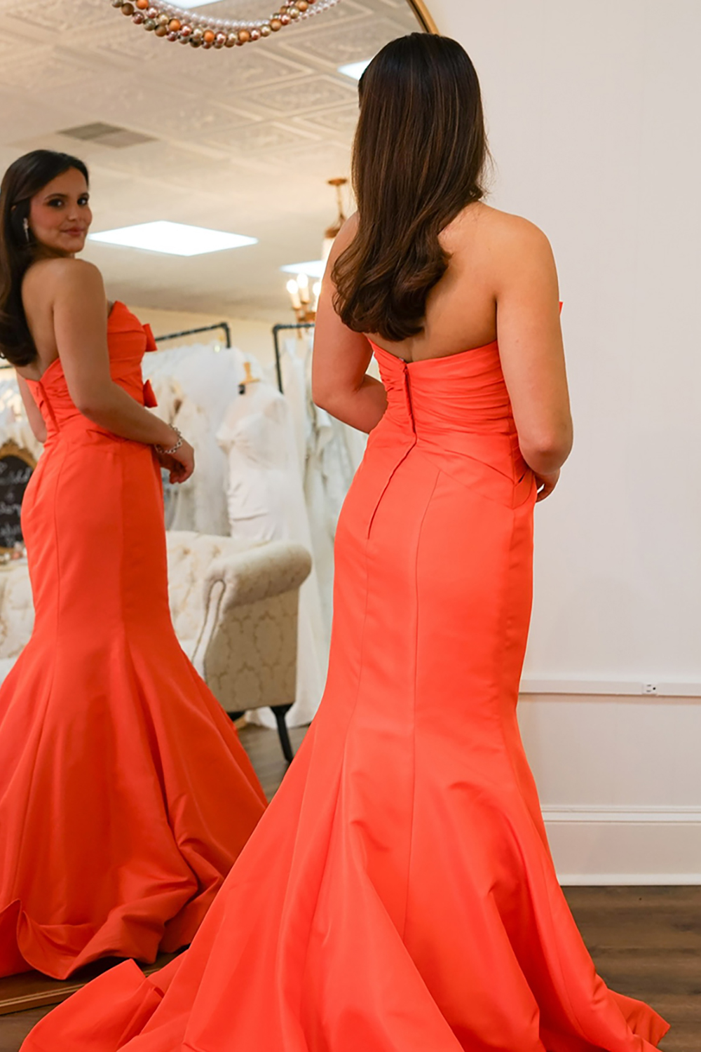 Elegant Long Mermaid Prom Dress in Royal Blue Satin with Sweetheart Neckline and Bow