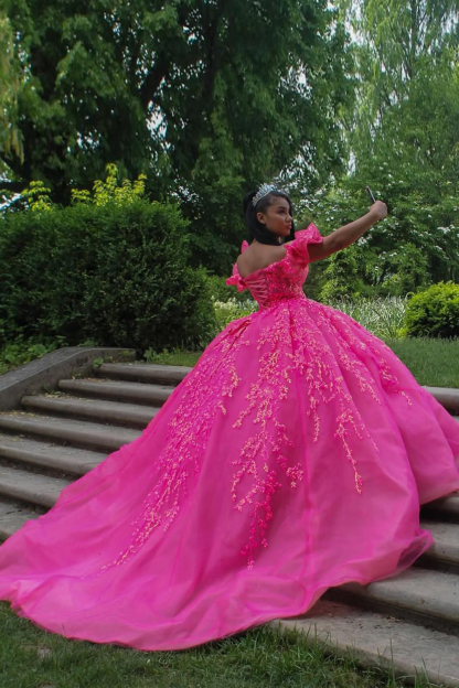 Off the Shoulder Fuchsia Ball Gown with Corset Applique for Quinceanera