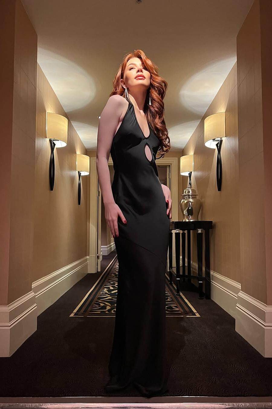 Black Halter Sleeveless Mermaid Long Formal Dress With Pleated