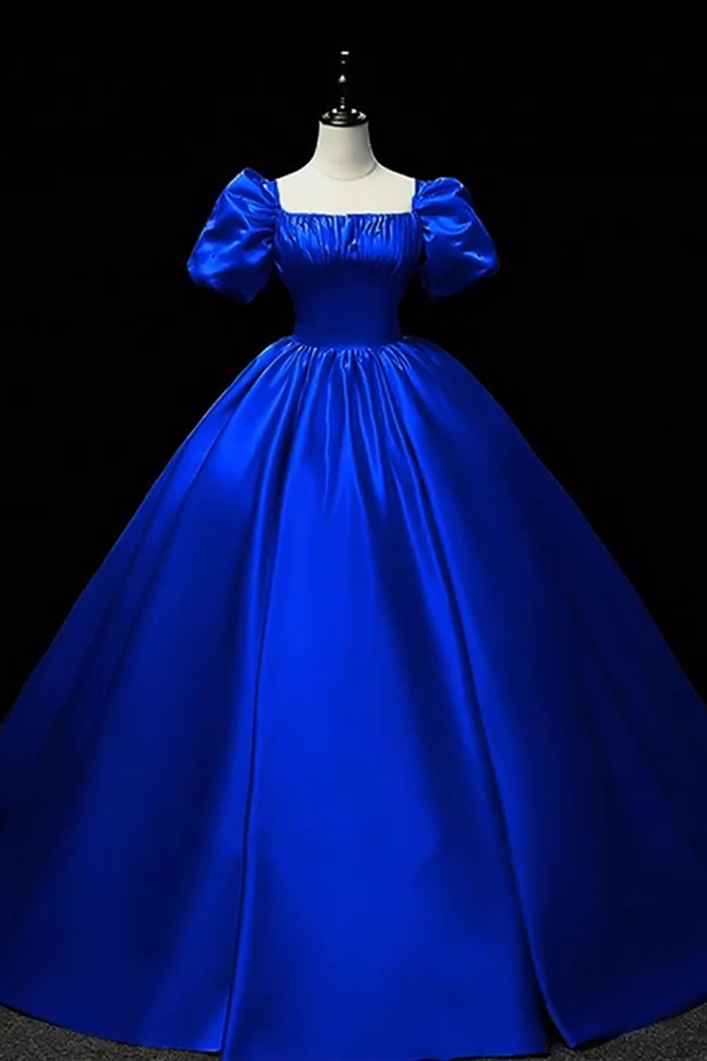 Royal Blue Satin Ball Gown with Square Neck and Puff Sleeves for Quinceanera