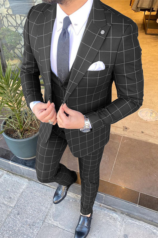 New Arrival Plaid Three-Piece Guys Suits Black with Peaked Lapel