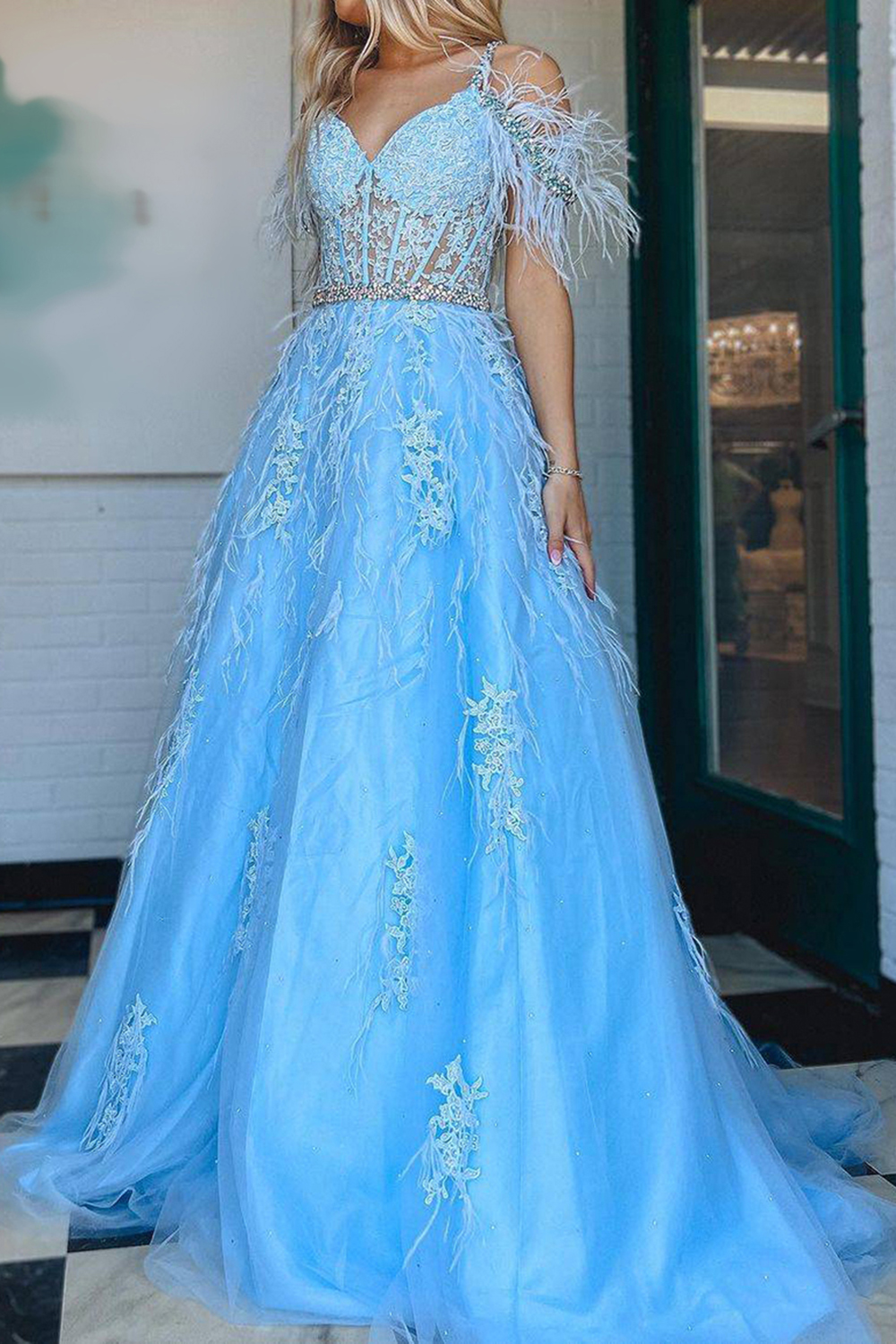 Elegant Off-the-Shoulder Blue Corset Prom Dress with Feather Appliques in A-Line