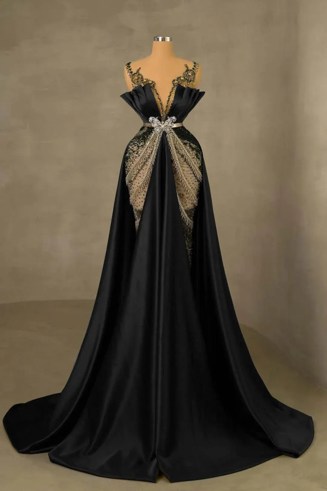 Heavy Emerald Green Straps Mermaid Formal Dress With Sleeveless Long