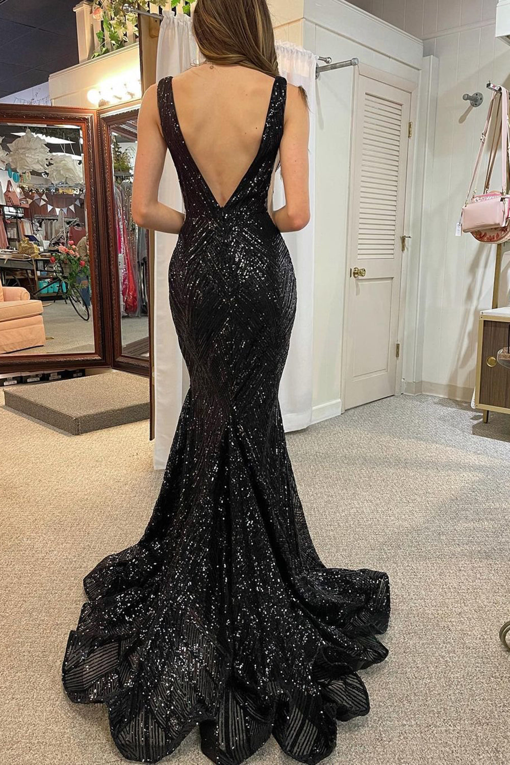 Black Sequined Long Prom Dress with Deep V Neck and Open Back in Mermaid Style