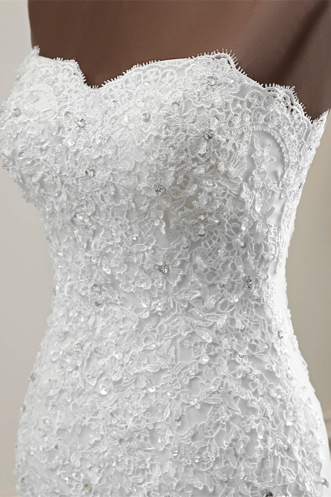 Chic Long Mermaid Strapless Lace Appliques Wedding Dress with Beadings