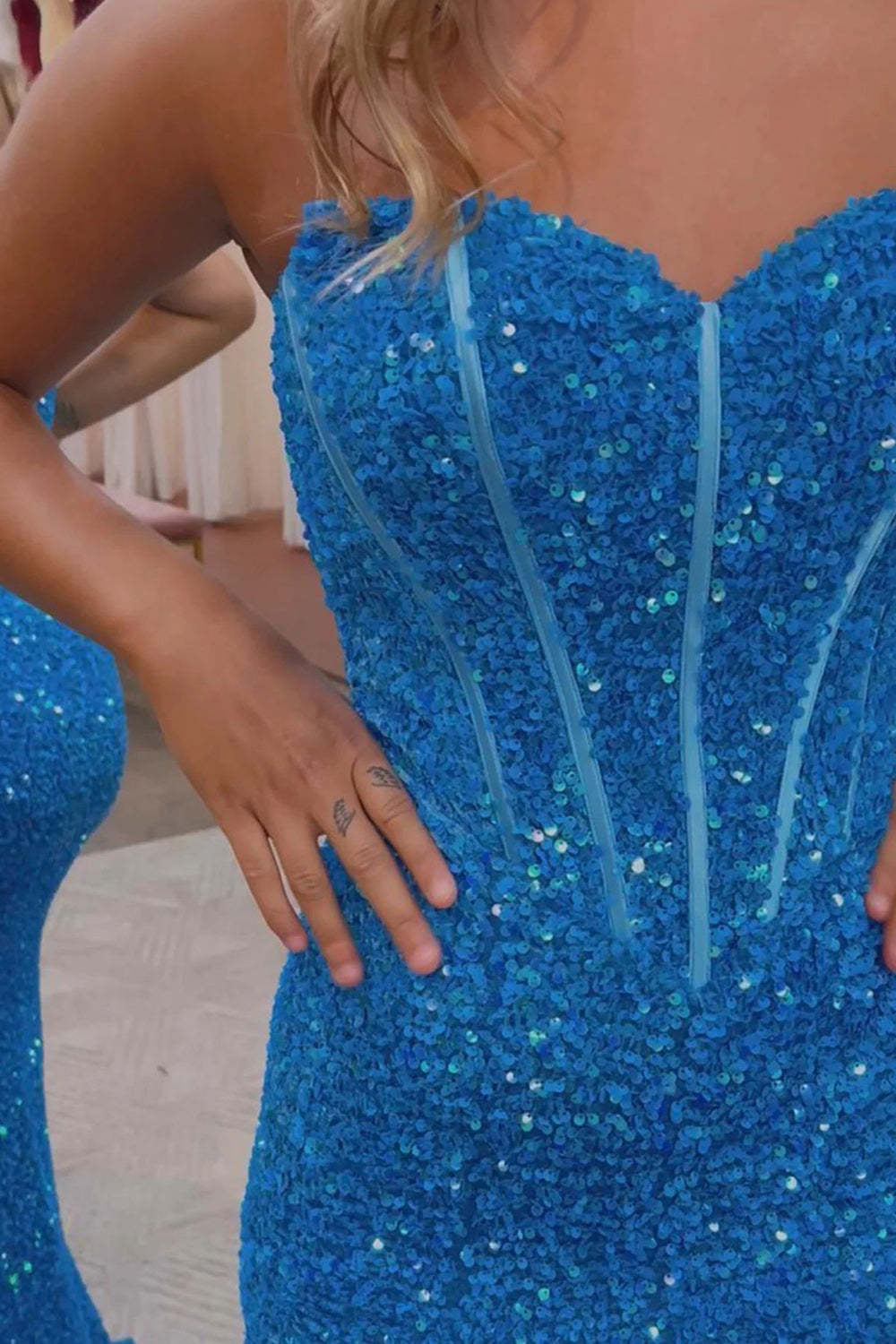 Blue Sequins Sweetheart Sheath Prom Dress with Front Split and Floor-Length