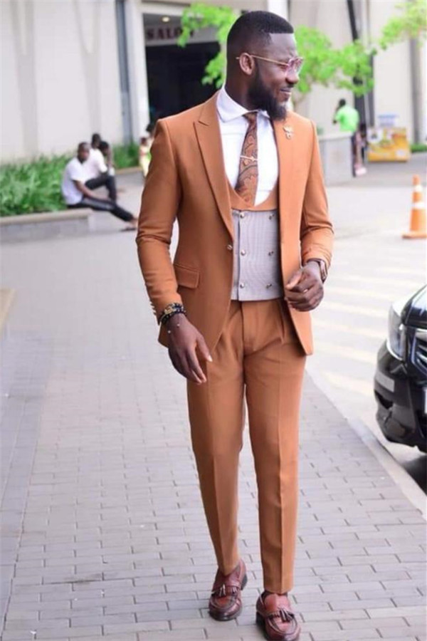 Fashion Caramel Formal Business Prom Tuxedos for Party Suits in Three Pieces