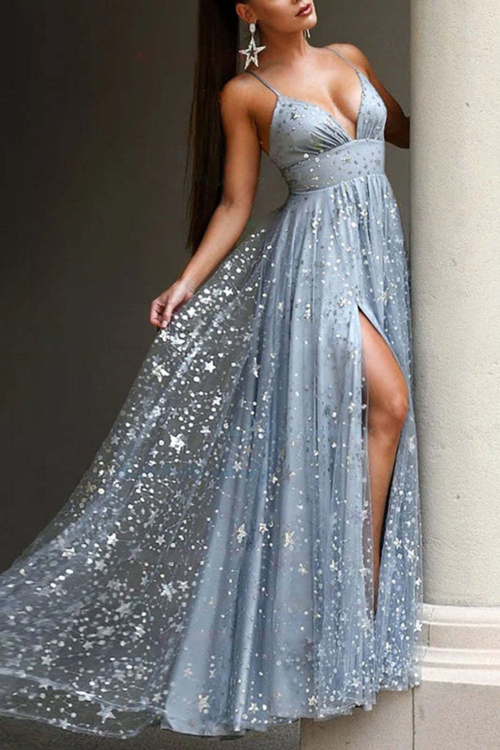 A-line Prom Dress in Grey Tulle Featuring a Slit
