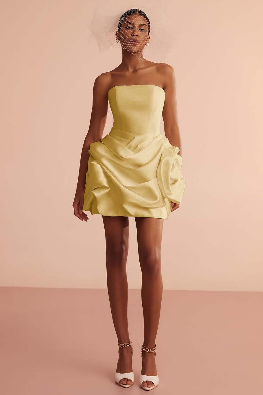 Glamorous Strapless Sleeveless Short Formal Dress With Pleated