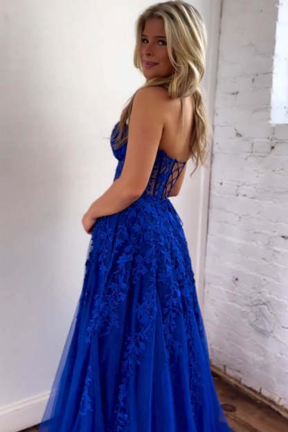 Elegant Royal Blue Sweetheart A-Line Corset Prom Dress Featuring Appliques