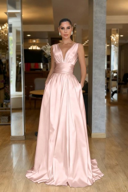 Straps Sleeveless High Waist Long Formal Dress With Pockets Pleated