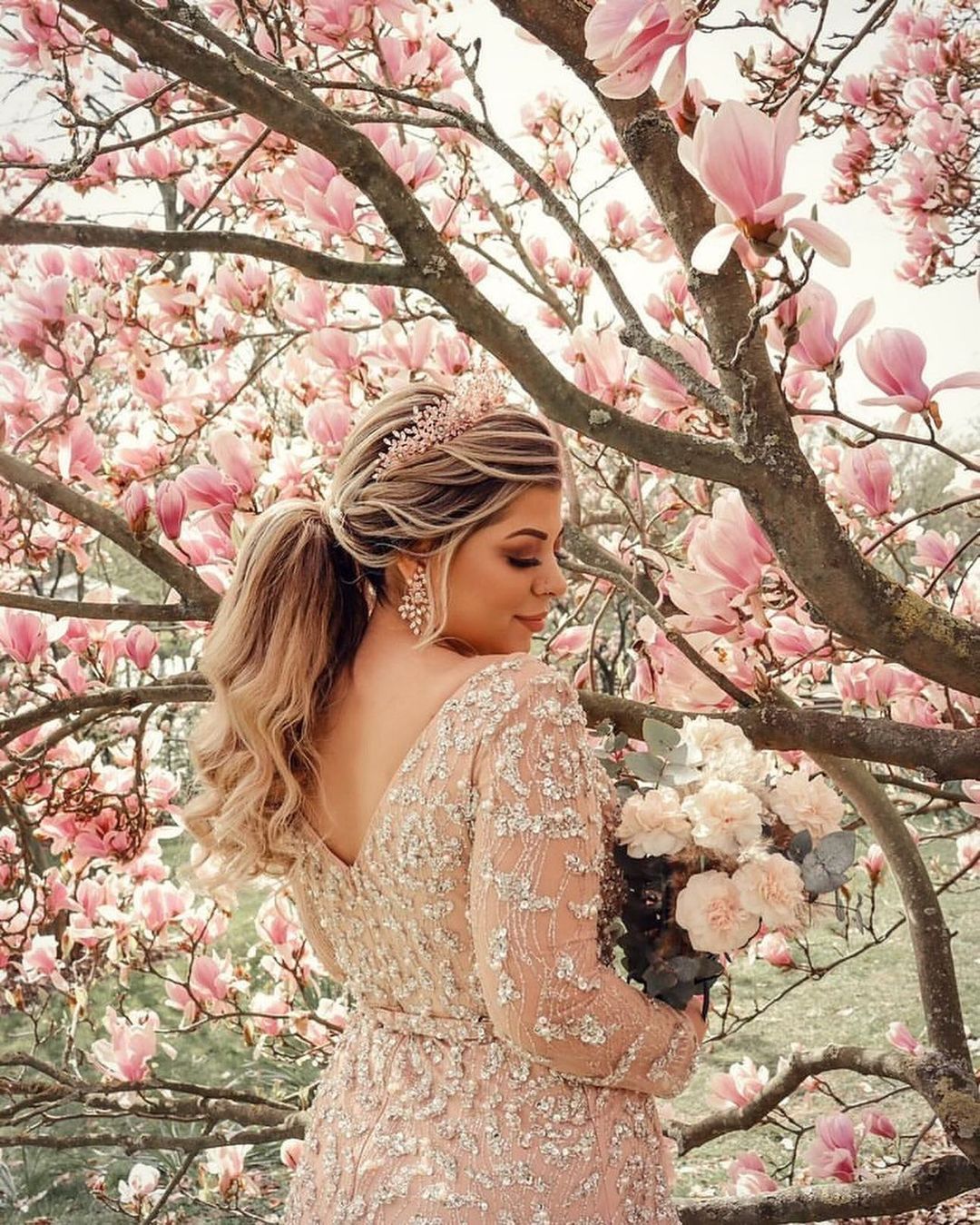Romantic Mermaid Long Sleeves V-Neck Wedding Dress with Slit