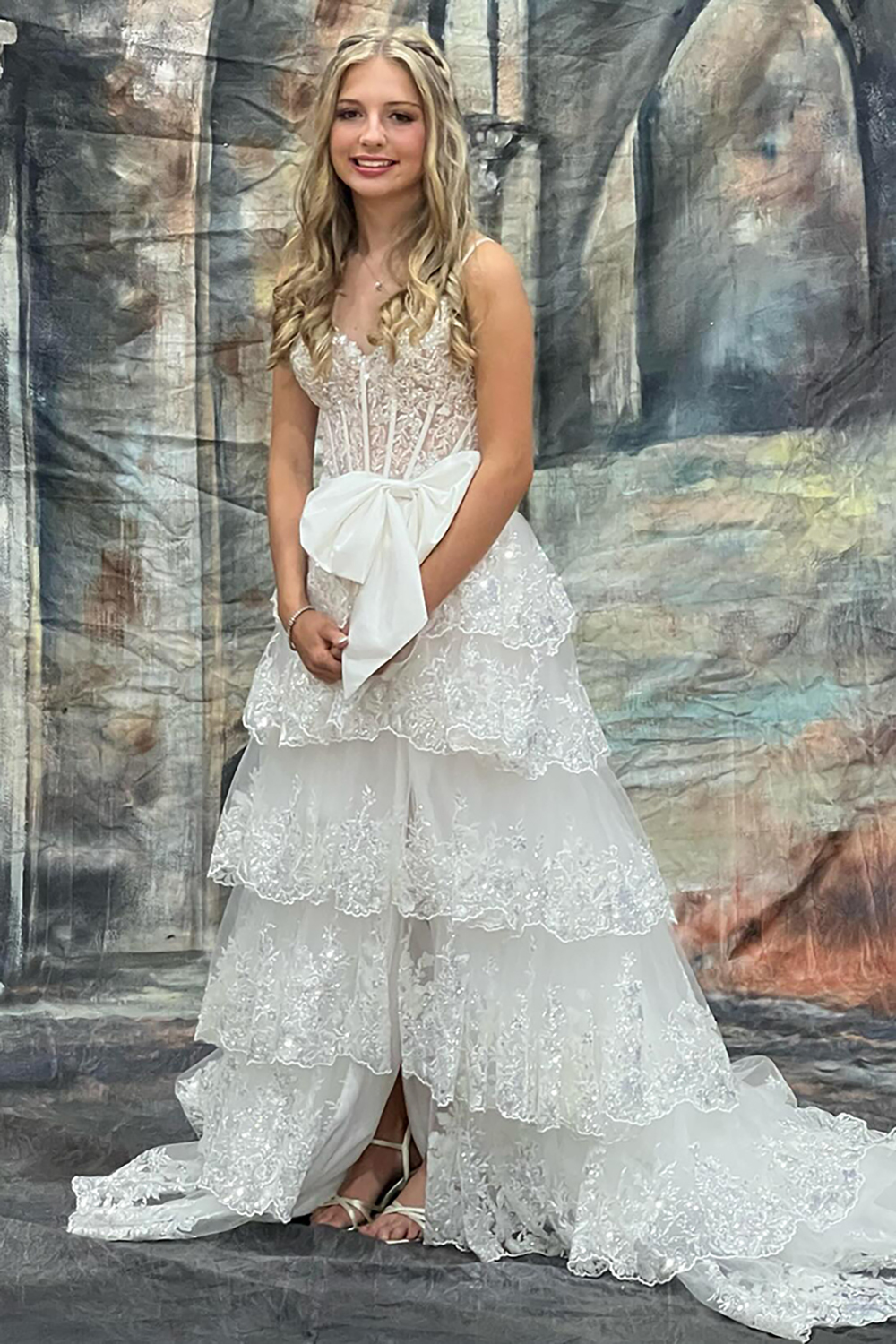 Princess Corset Prom Dress with Pink Spaghetti Straps Tulle Tiered Skirt and Bow Applique