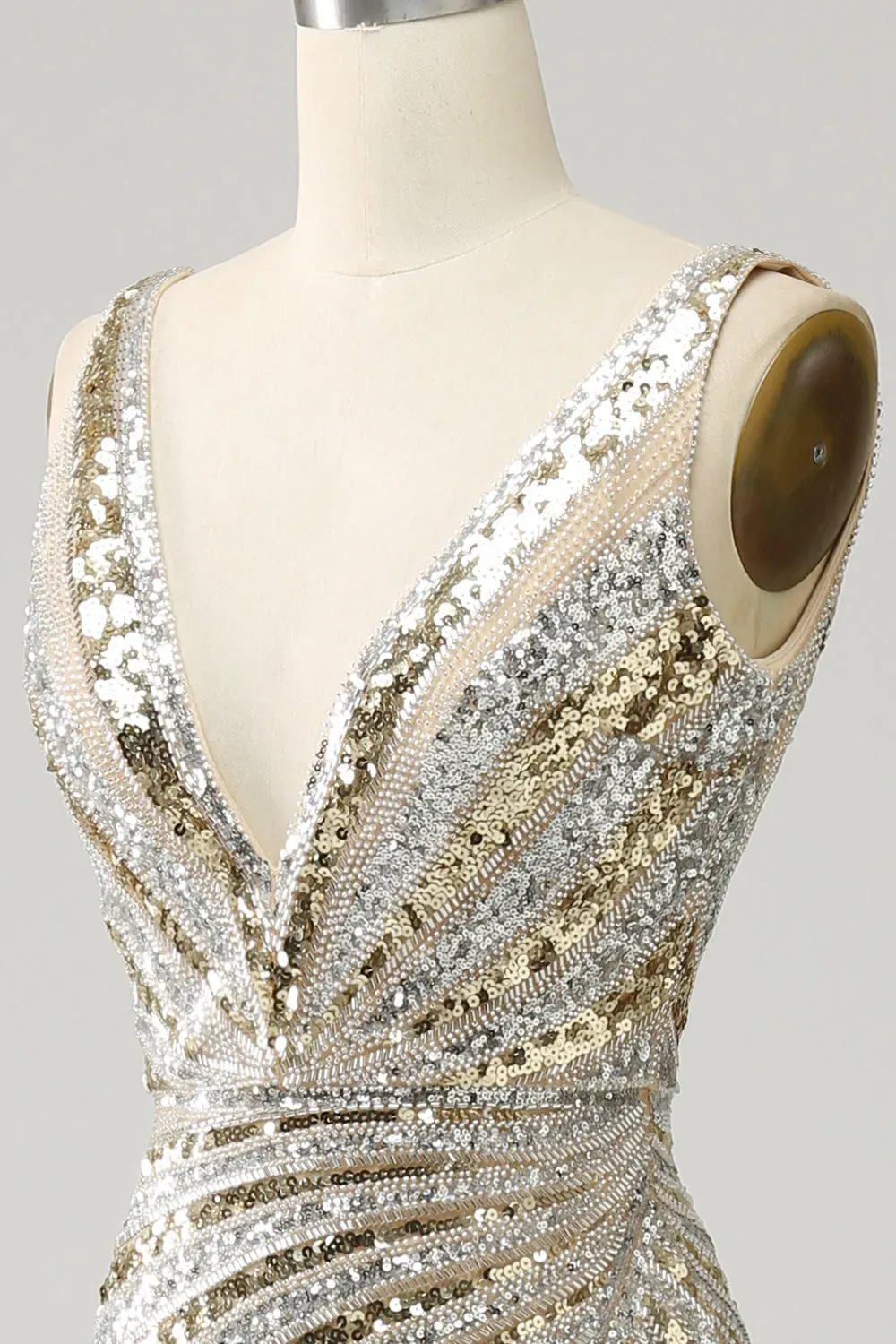 Golden Sparkle Mermaid Prom Dress with Deep V-Neck and Sequins