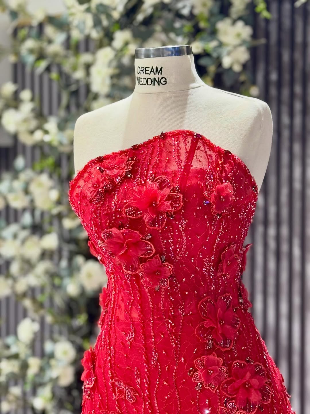 Strapless Sleeveless Long Mermaid Formal Dress With Tulle Appliques