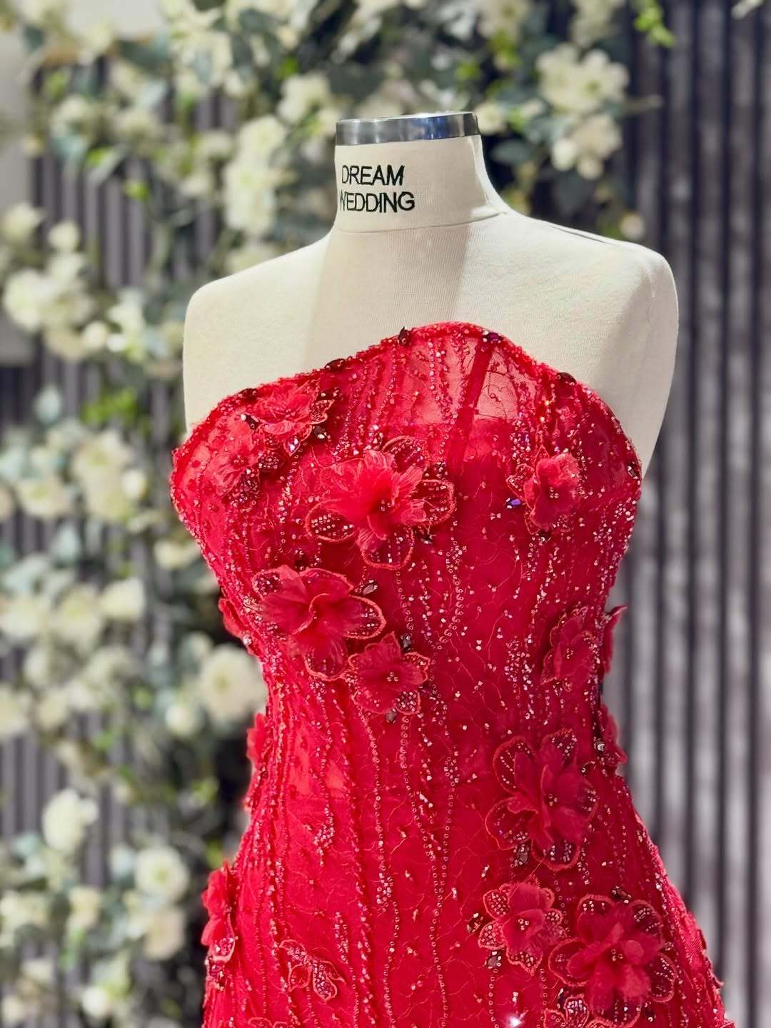 Strapless Sleeveless Long Mermaid Formal Dress With Tulle Appliques