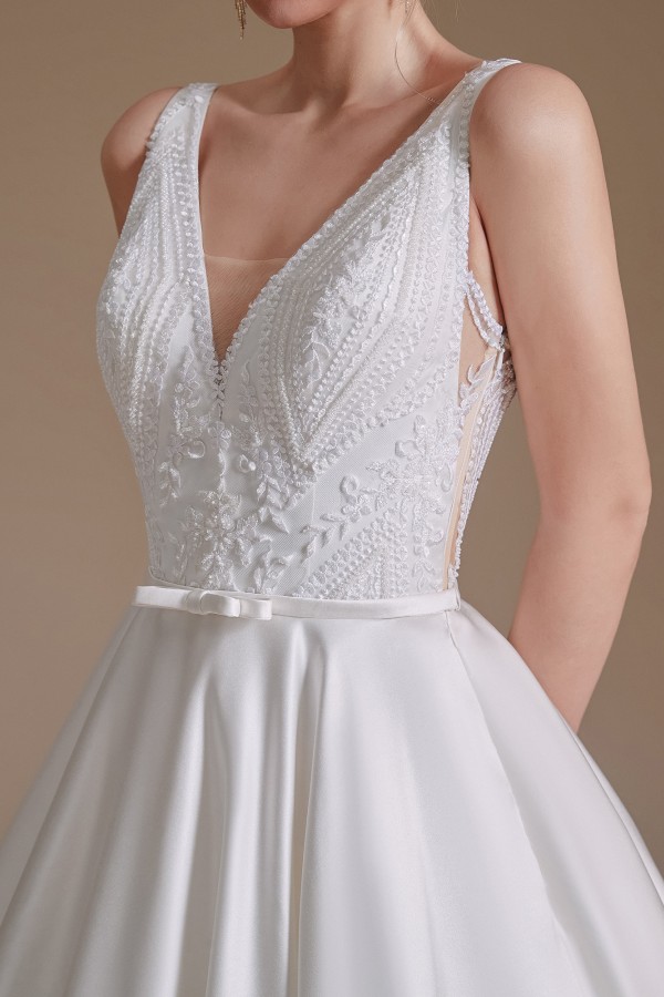 Charming A-Line V-Neck Satin Long Wedding Dress with Appliques Lace