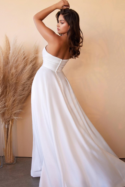 White Strapless Sweetheart A Line Formal Dress With Split Gloves Online