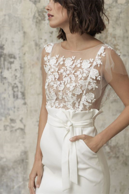 Bateau Short Applique Wedding Dress with Belt Pocket