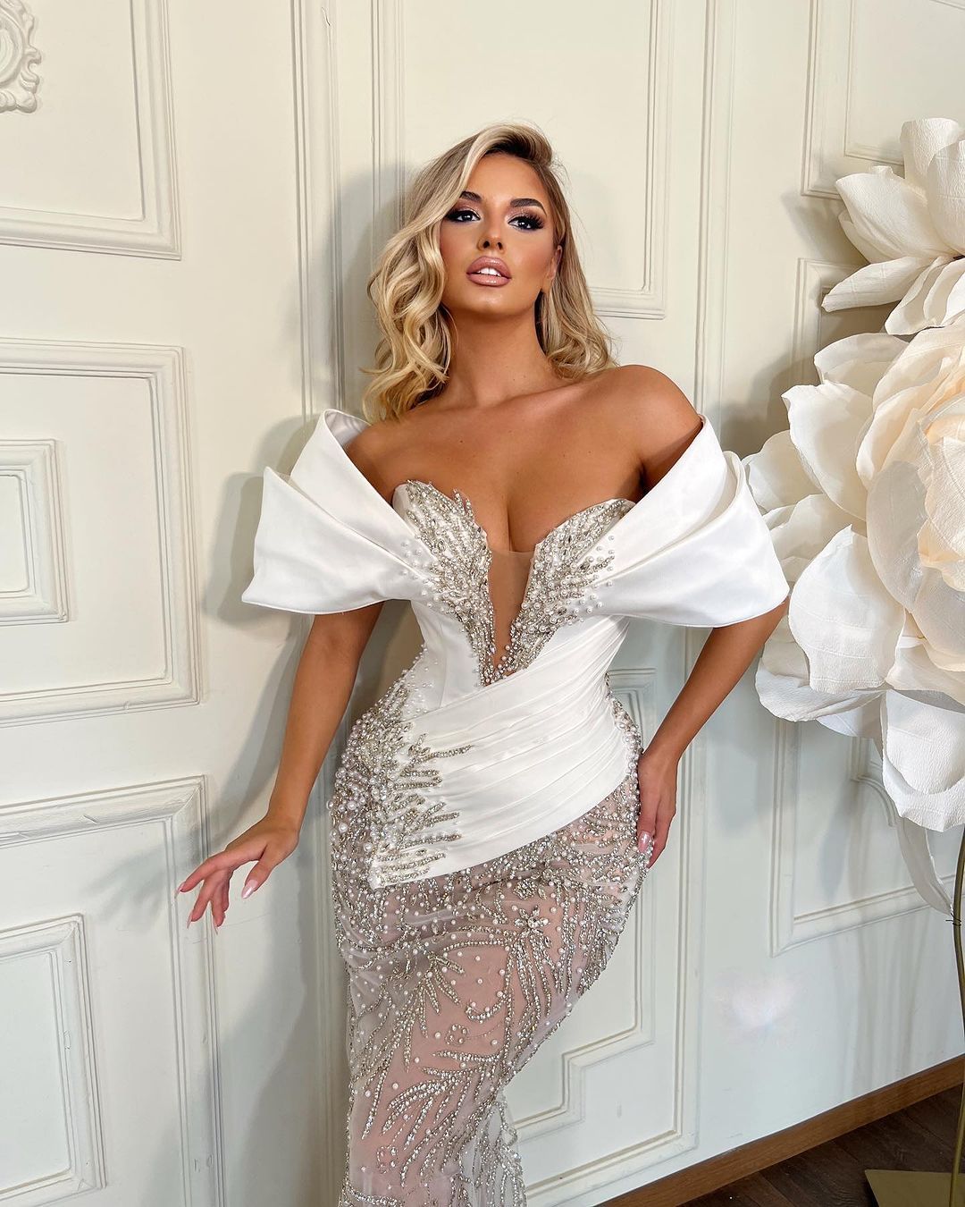 Heavy White Off the Shoulder Long Formal Dress Sleeveless Tulle