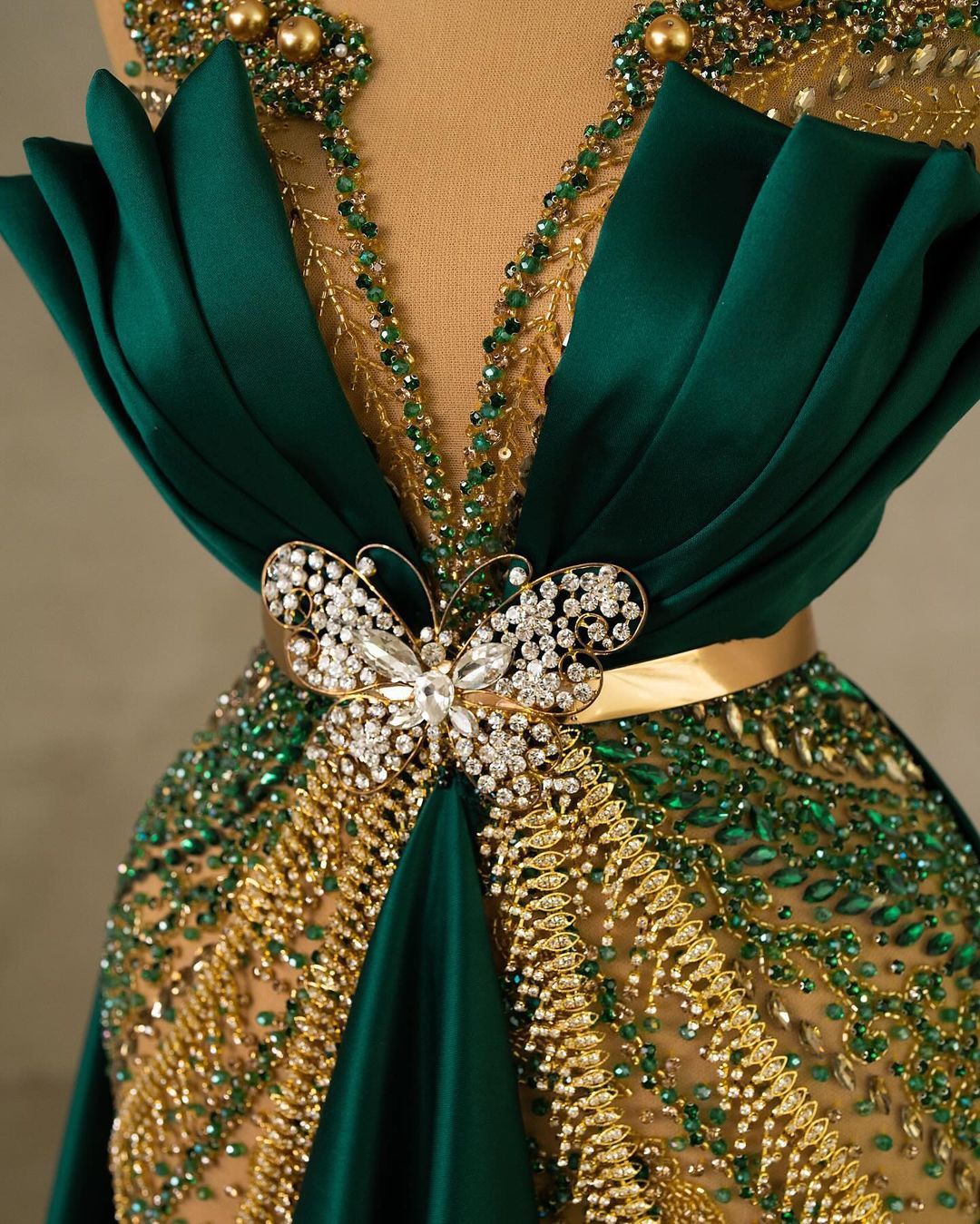 Heavy Emerald Green Straps Mermaid Formal Dress With Sleeveless Long