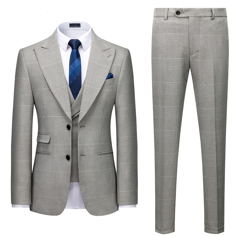 High-Quality Plaid Tuxedo with Gray Peaked Lapel Suit for Prom