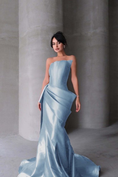Chic Strapless Sleeveless Mermaid Long Formal Dress With Pleated