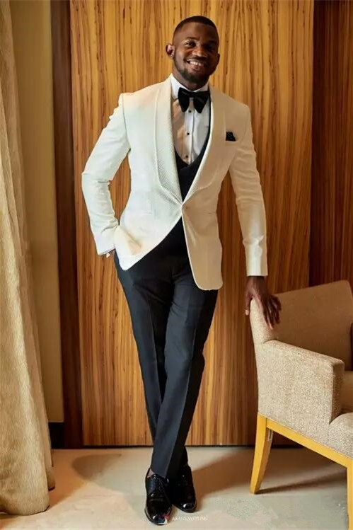 Stylish Slim-Fit White Shawl Lapel Wedding Suit for Men