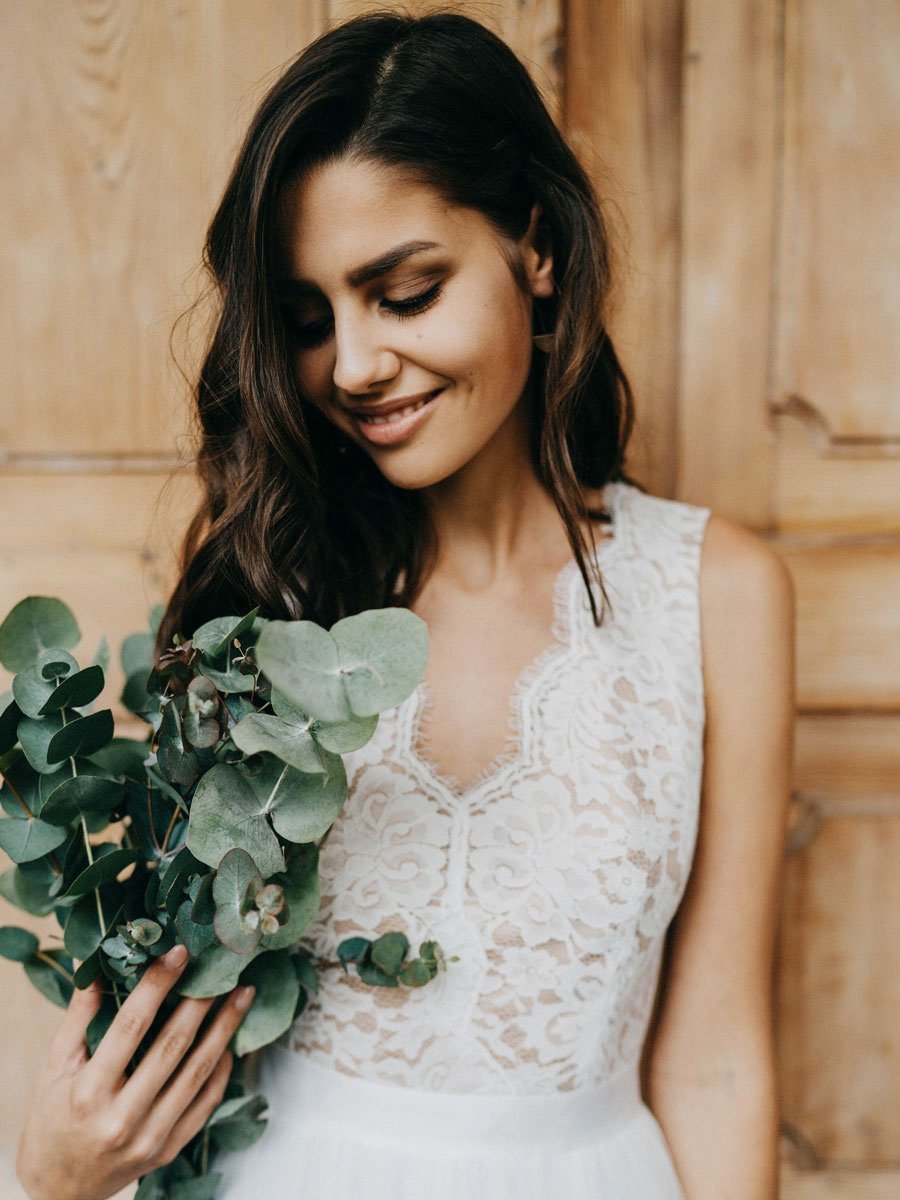 Lace Sleeveless Boho Wedding Dress