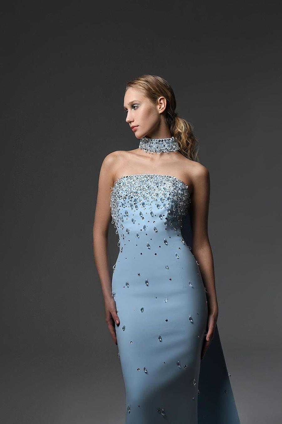 Sky Blue Halter Strapless Sleeveless Long Formal Dress With Beading