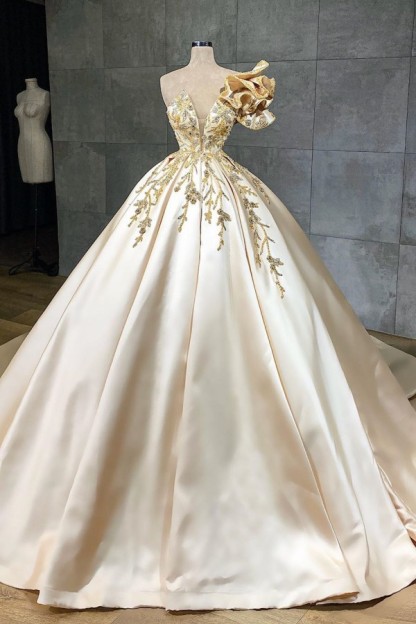 Beautiful Floor-Length A-Line Sweetheart Wedding Dress with Satin Ruffles
