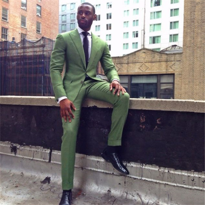Formal Green Peaked Lapel Prince Suit for Wedding with Two Pieces