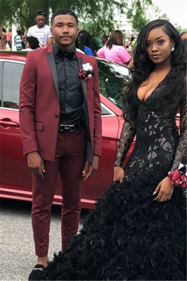 Stylish Black Lapel Designer Wedding Suits for Men in Two Pieces