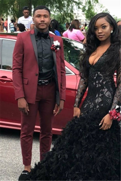 Stylish Black Lapel Designer Wedding Suits for Men in Two Pieces